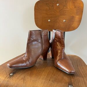 Etienne Aigner Leather Brown Ankle Booties